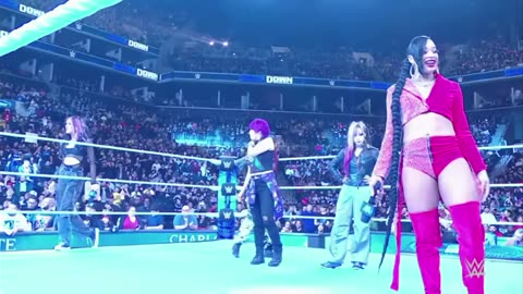 Belair , Flair and Shotzi brawl with Damage CTRL: SmackDown dec. 2023