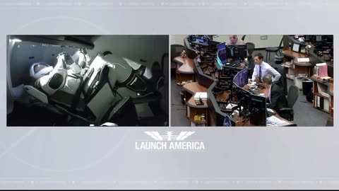Live from Space: Video Inside the SpaceX's Dragon Endeavour Spacecraft