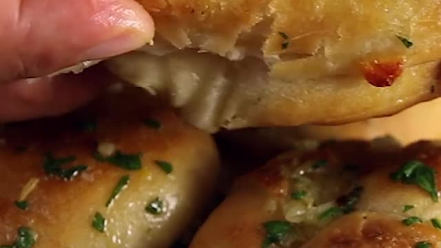 How To Make Mozzarella Stuffed Garlic Knots