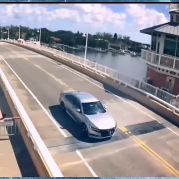 Car crash bridge: Weird moments caught on camera