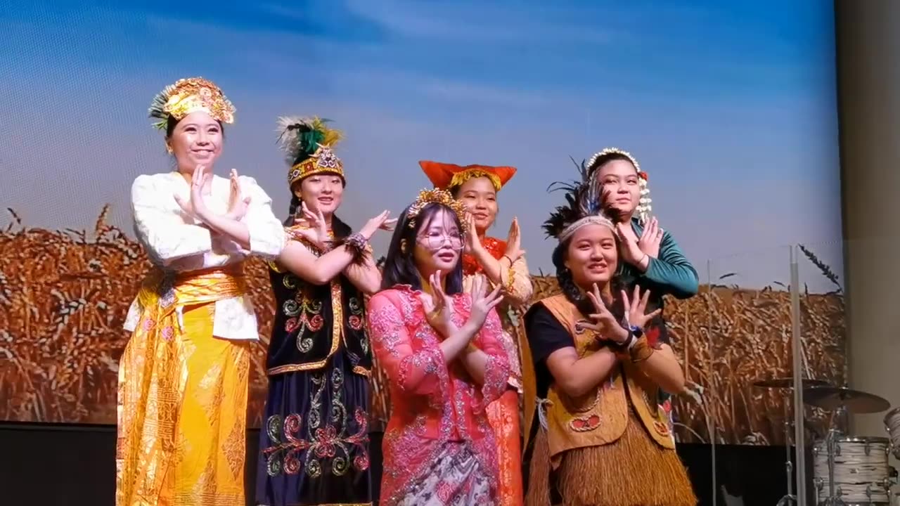 Ancient Music Traditional Dance "Wonderland Indonesia"