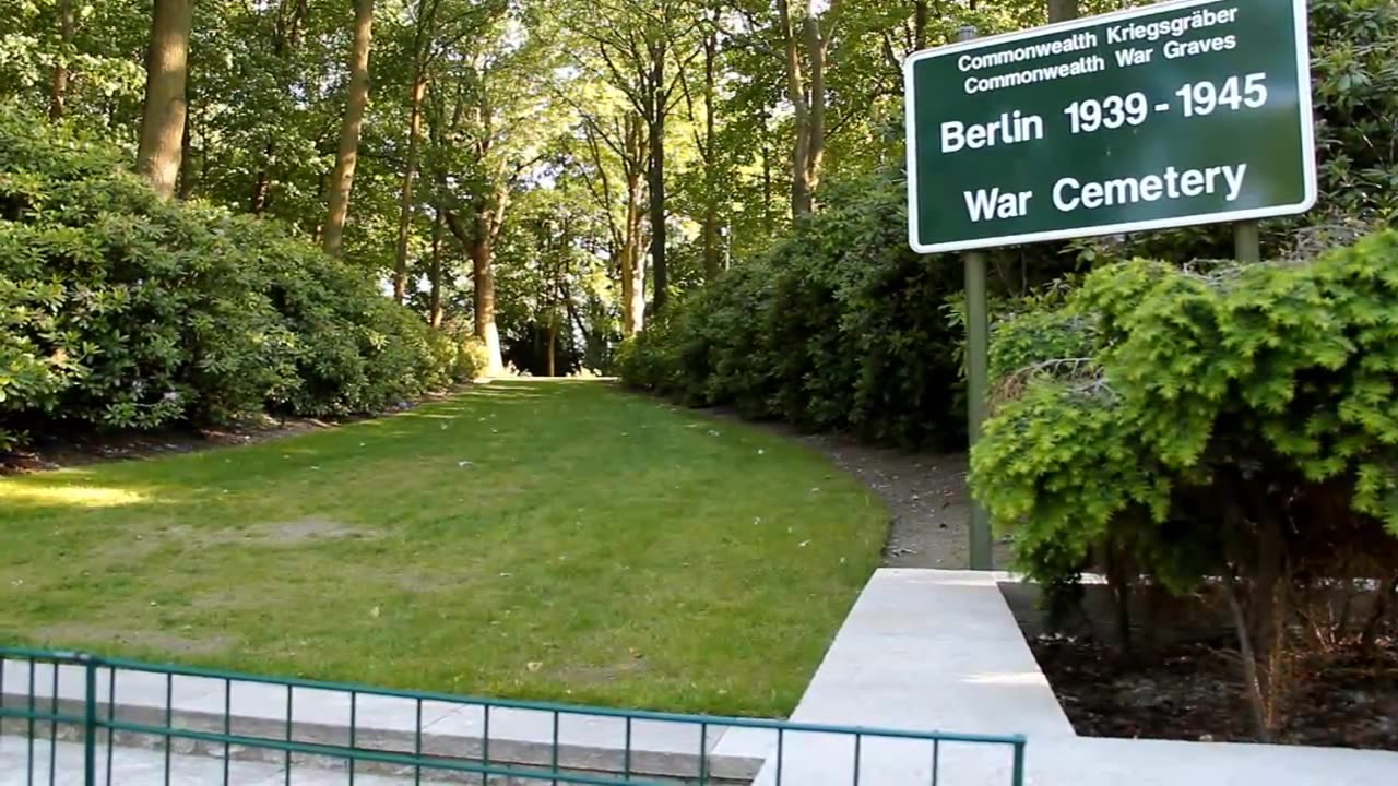 War Cemetery Berlin