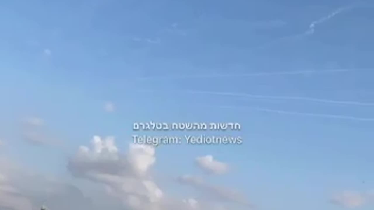 Hamas shoots missiles at Israelis