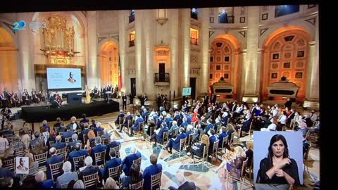 «Senhor Presidente da República, Excelência ...»