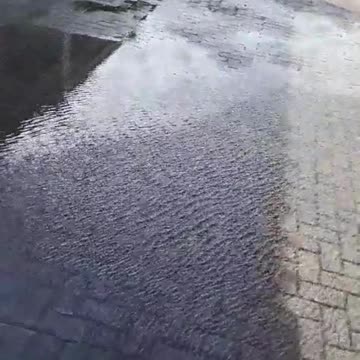 Chronic water leak plagues D6 residents