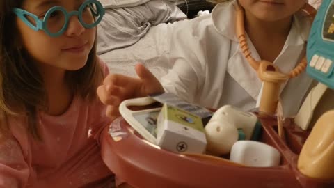 DR. CALISTA & PATIENT CAMILA HOSPITAL SHOW PART 2