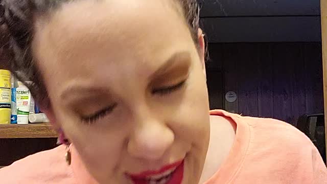 How do yall look cute with messy buns?