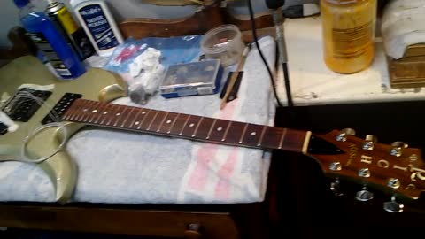 1984 BC BC RICH MOCKINGBIRD SILVER SPARKLE NECK-TRU. FRETS FINISHED.