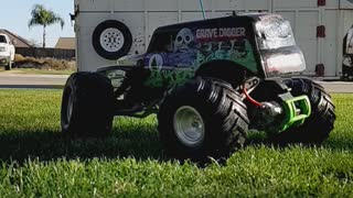 Gravedigger slow motion lawn trimming