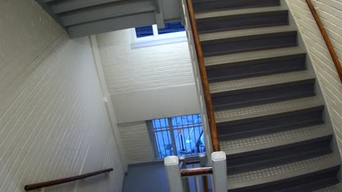 3895FHOB05Stair7_2021-01-06_07h18min24s613ms.mp4