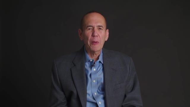 Gilbert Gottfried reads the Bitcoin White Paper because you were too lazy to read it yourself