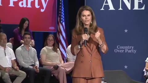 The host admits the audience can't actually ask questions at Kamala's interview