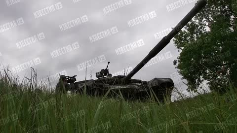 Ukraine War - Republican tanks T-64BV and infantry fighting vehicles BMP-2