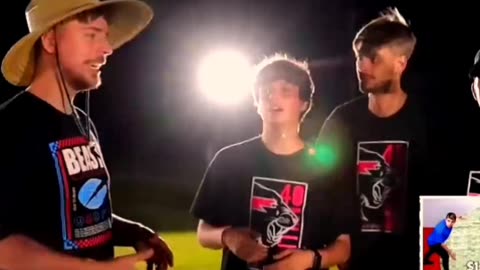 Mr Beast ने अपनी 40Million Subscribe पर दिये 40 Cars😲😮 #viralreels #mrbeast #entertainment