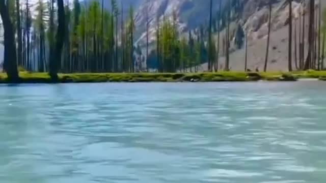 Beautiful lake in Pakistan ❤️❤️🇵🇰