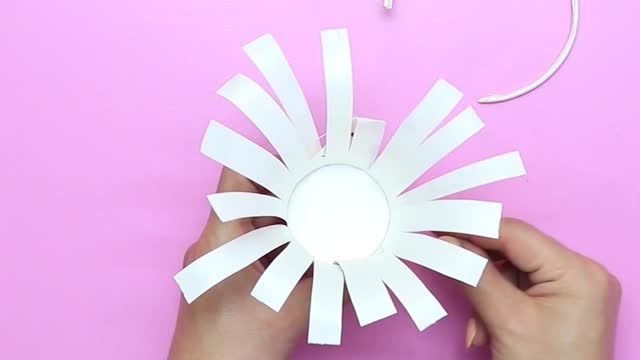 DIY Paper Cup Basket | EMMA DIY