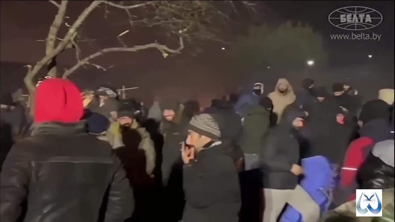 Main Migrant Camps on Polish Border Evacuated by Belarus as Crisis Continues