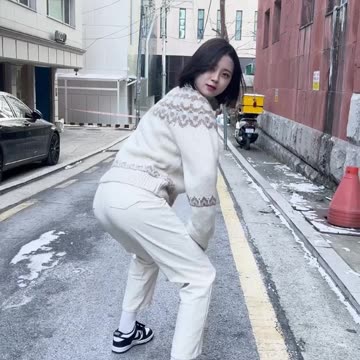 Santa Twerking❤️❤️