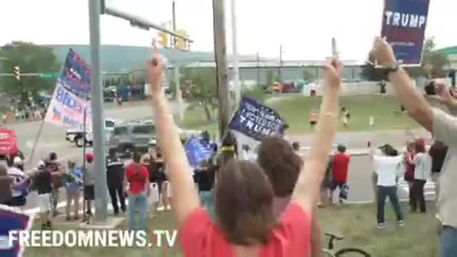 THOUSANDS of Trump Supporters Chanting, “TRUMP! TRUMP! TRUMP!” Greet Joe Biden in Pennsylvania