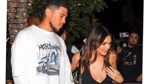 Kylie & Kendall Jenner Cheer on Kendall’s Boyfriend Devin Booker at NBA Game#kyliejenner #kendall 