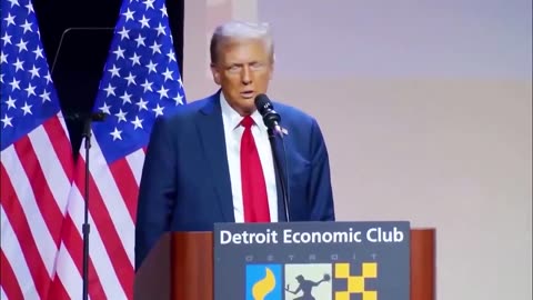 Trump Scorches Kamala's Reaction To Her Teleprompter Breaking