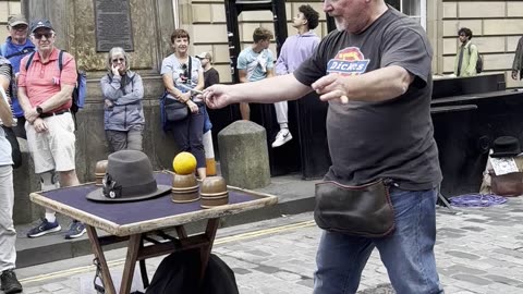 THE ROAD MAGIC SHOW| Edinburgh Fringe Festival| Can you Spot the Trick??