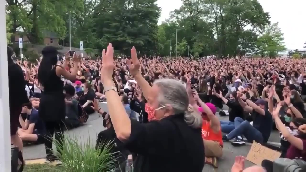 Help me with the title 😳🤷🏻‍♂️🥸