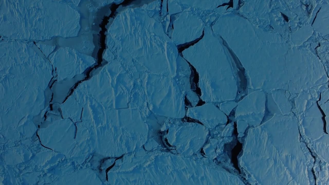 New Calculations Uncover a Vast Ocean Beneath Pluto’s Ice