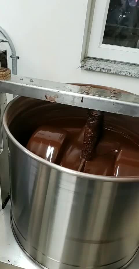 How dark chocolate is made