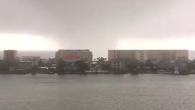 Crazy video of a tornado crossing a lake in florida