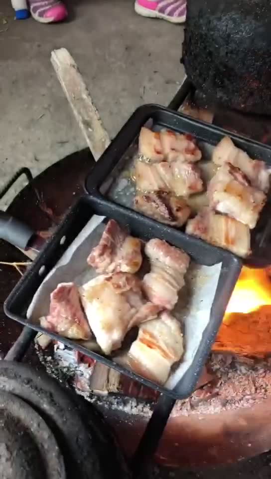 It's a delicious pork video.