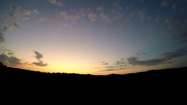 Sun Rise 8 6 22 73f/23c