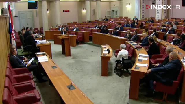 Svađa u saboru: Reiner zabranio Marasu govoriti