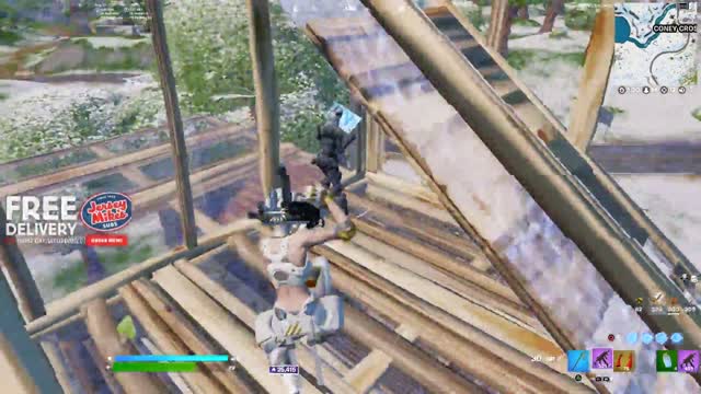 Don't push a controller player in Fortnite