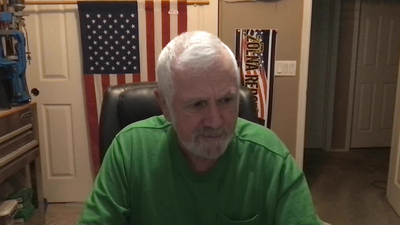 It Appears That Kamala Harris Might Be A Transgender!