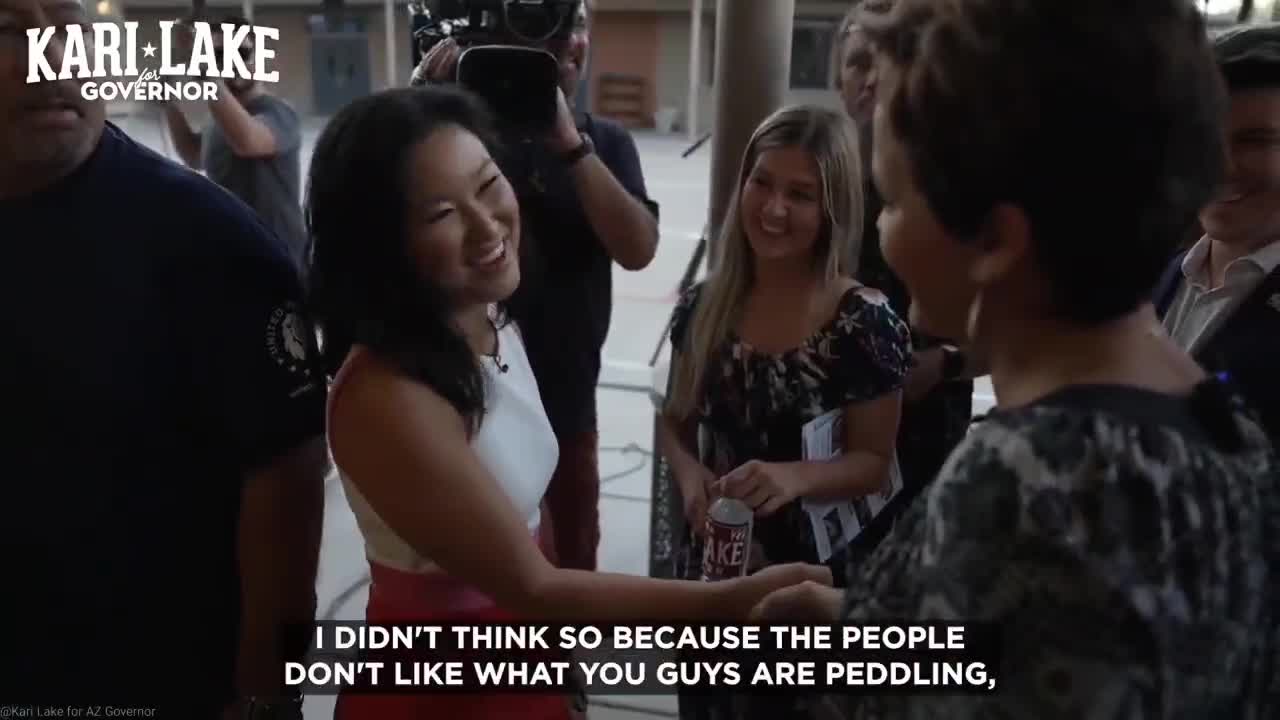 Kari Lake embarrasses CNN reporter then walks away like a boss. 🔥