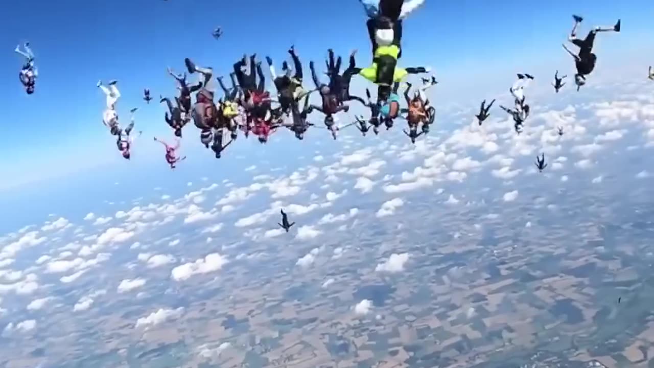 Sky diving🤿