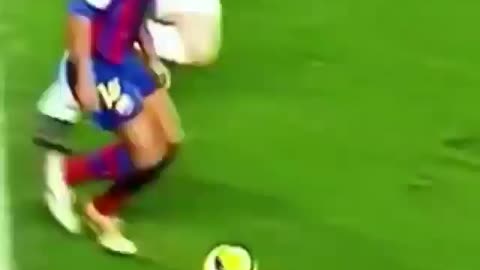 Incredible Skills Of Rhonaldinho😱😱😱