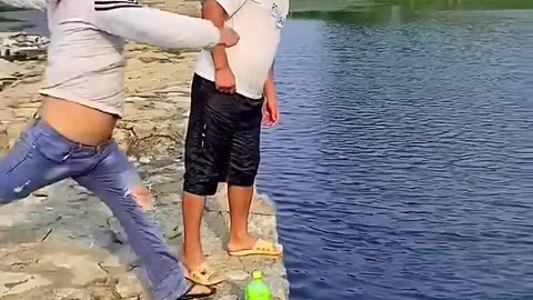 Funny video 🤣