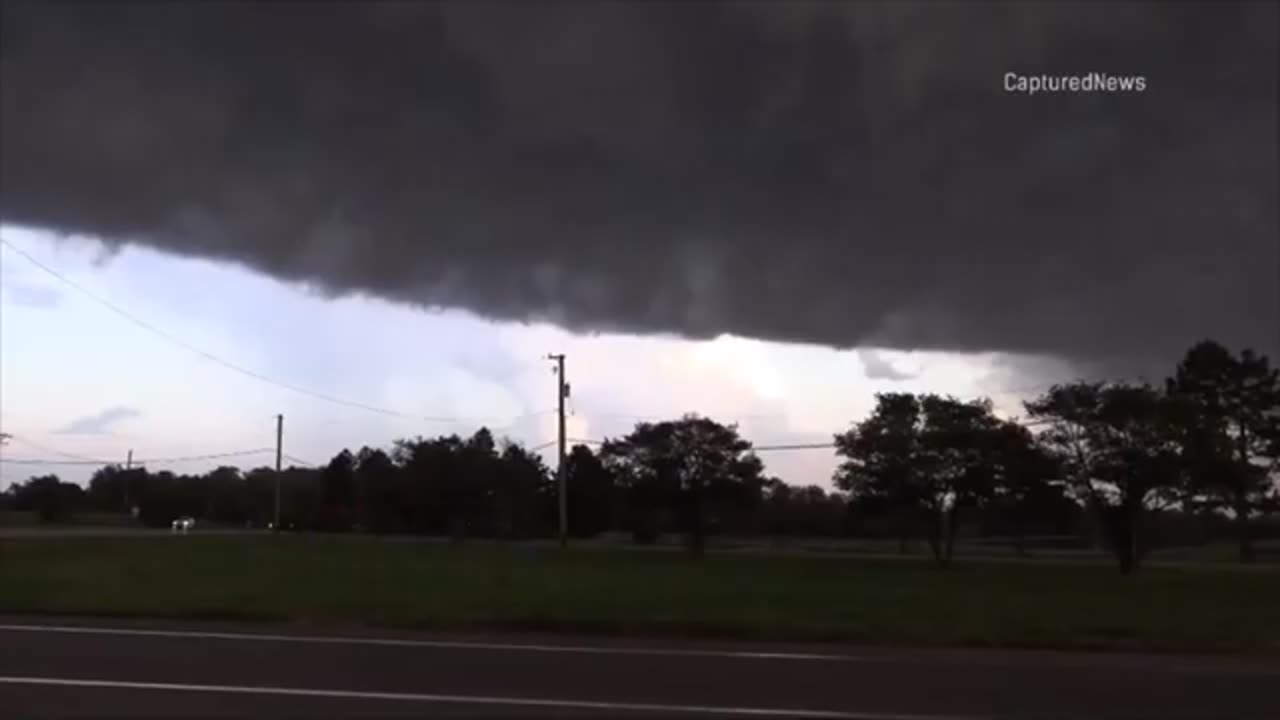 Showers, storms sweep through Chicagoland