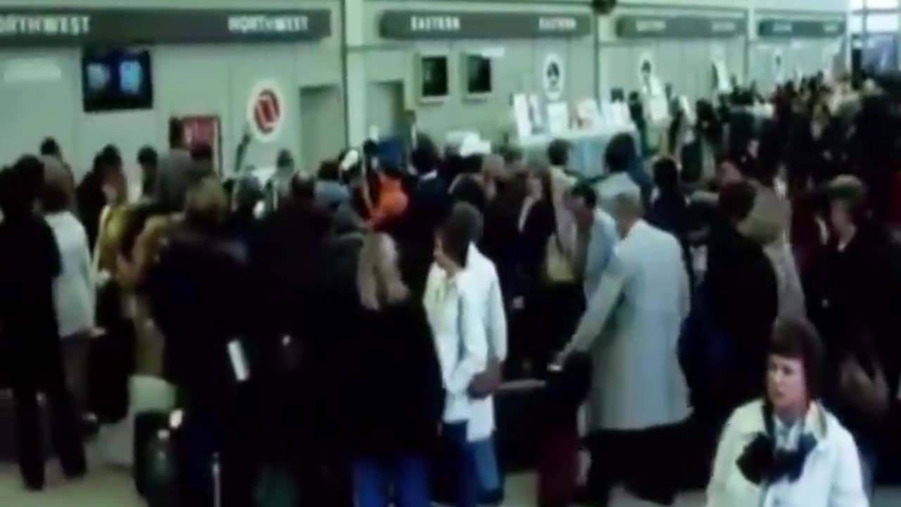 This is what airports looked like in 1975