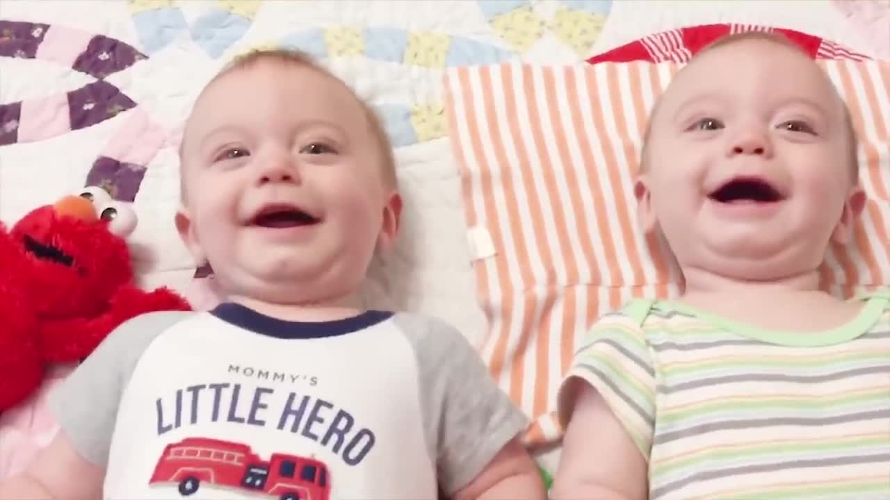 Best twin baby funny video