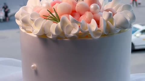 Trending cake decorating ideas