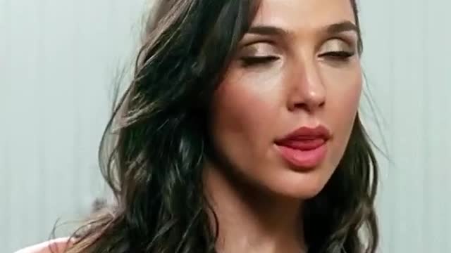 When Wonder Woman Plays | You Just Watch