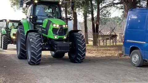 tractor
