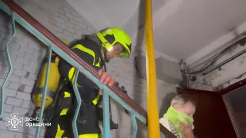 Odesa: 24 residents, including 4 children, were rescued during a fire in a