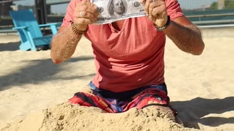 Funny video with doller