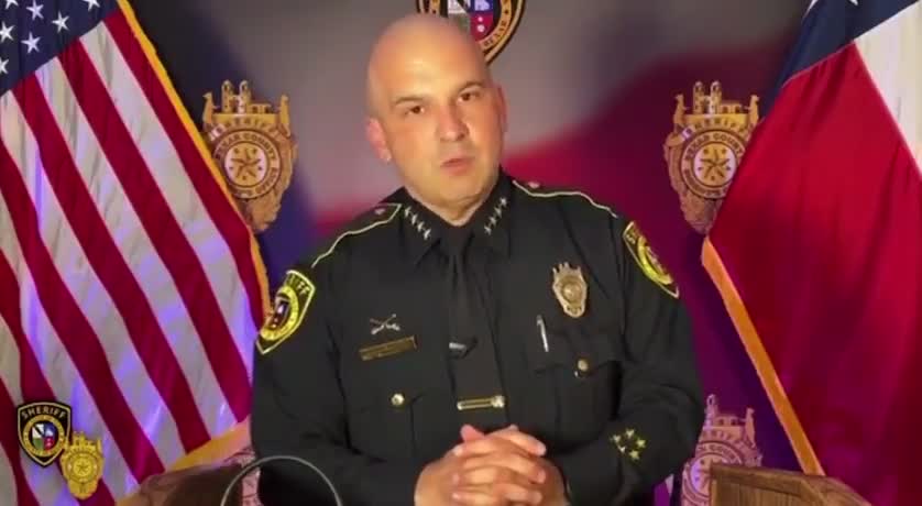 Bexar County, TX Sheriff Announces Investigation Into DeSantis’ Migrant Flight to Martha’s Vineyard