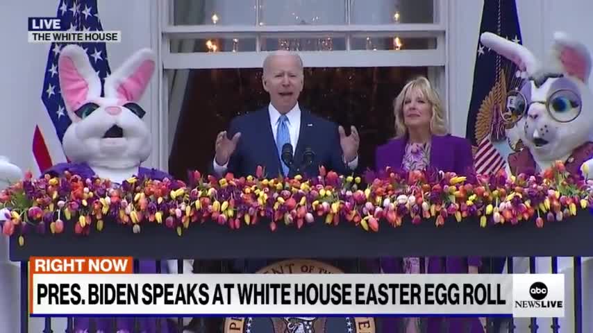 SAD moment Jill has to whisper instructions for clueless Joe Biden