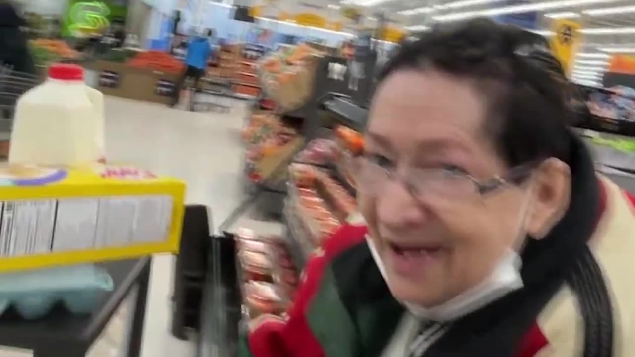 I Buy a Nice Woman Her FAVORITE Food!_Full-HD_60fps